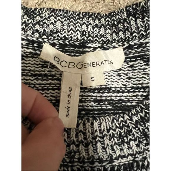 BGBGeneration Black White Marbled Short Sleeve Sweater - Picture 3 of 4